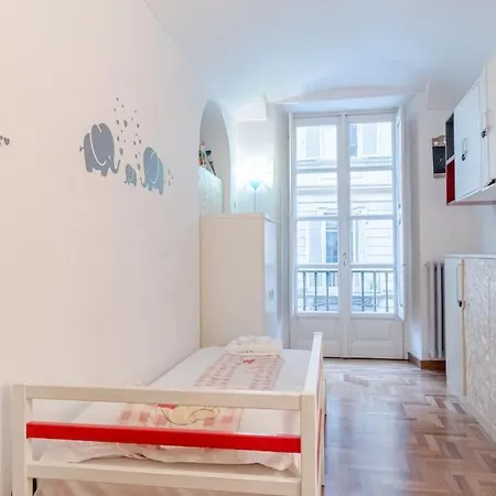 Apartment Massena 3, Vicino Alla Stazione Porta Nuova *